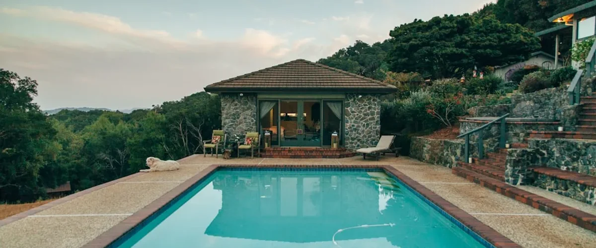 les techniques pour construire une veranda piscine